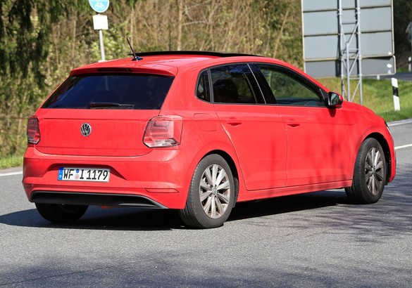 Volkswagen вывел на тесты новый Polo