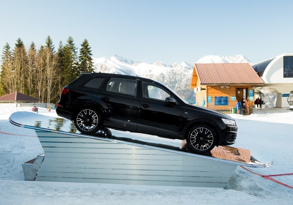 Горнолыжный Сочи: несемся с заснеженных склонов вместе со спорткарами Audi