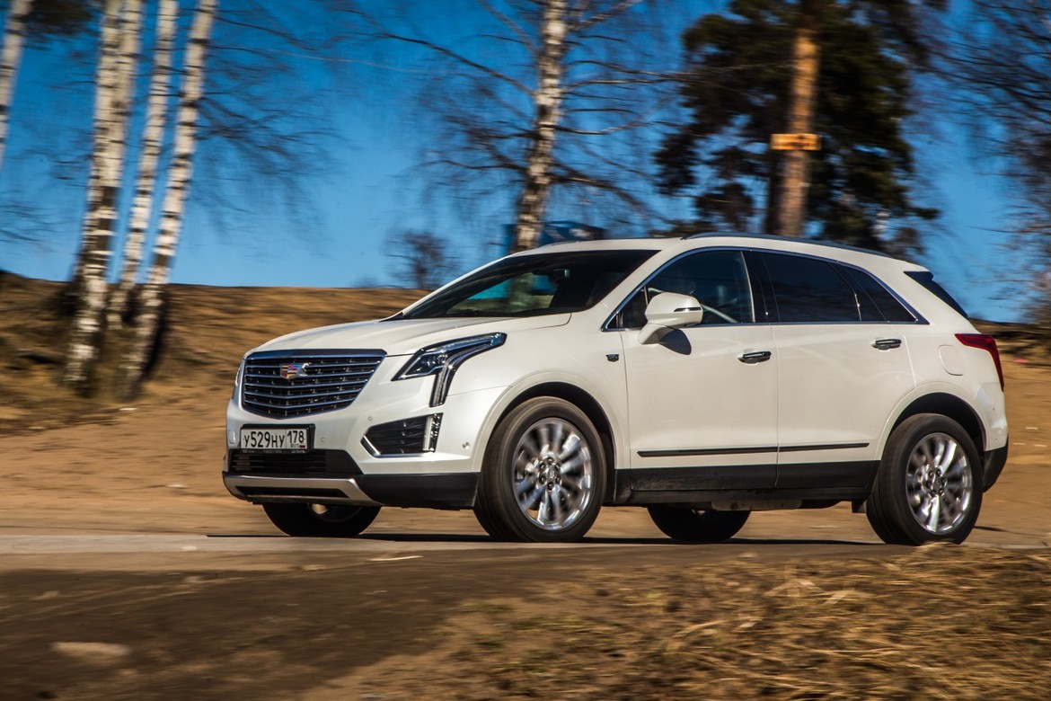 Тест-драйв Land Rover Discovery Sport и Cadillac XT5: в шаге от успеха