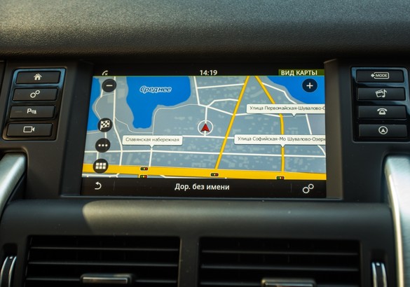 Тест-драйв Land Rover Discovery Sport и Cadillac XT5: в шаге от успеха