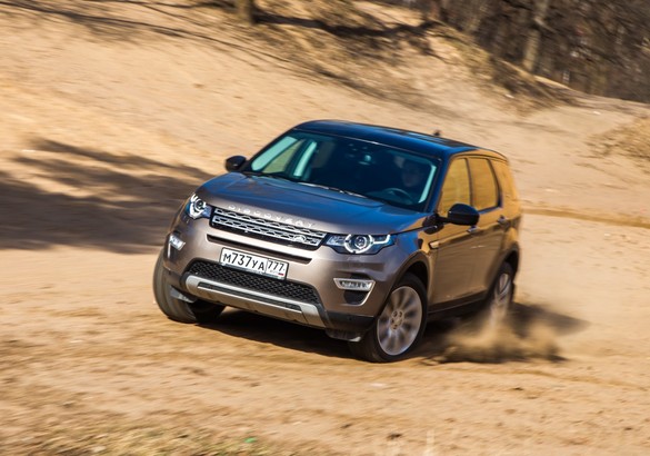 Тест-драйв Land Rover Discovery Sport и Cadillac XT5: в шаге от успеха