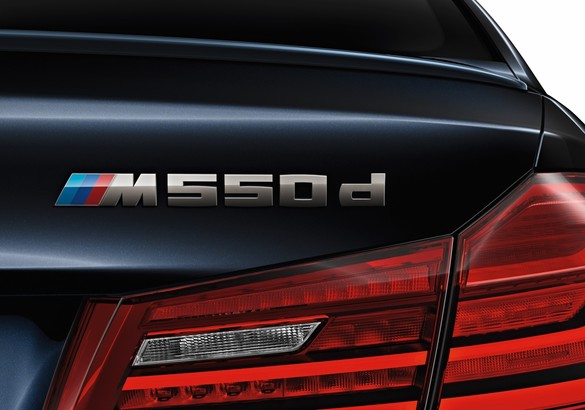 «Заряженный» седан BMW M550d доступен для заказа в России