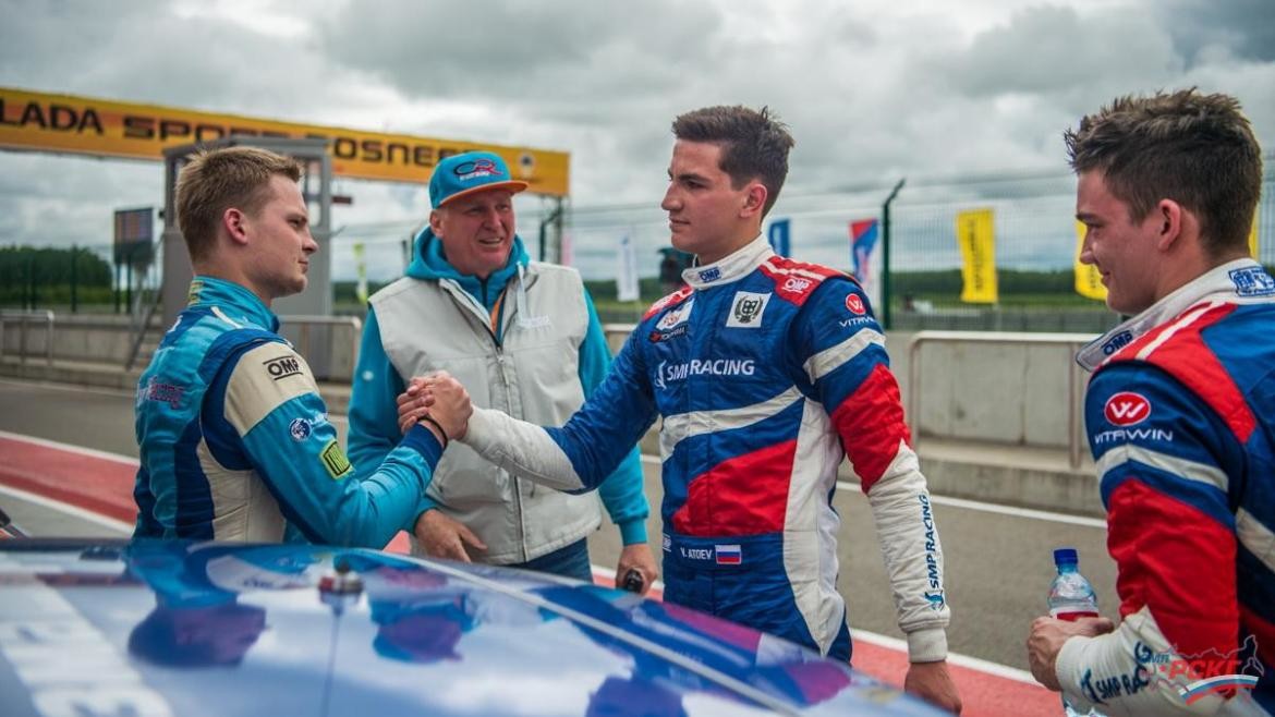 Carville Racing на подиуме третьего этапа РСКГ