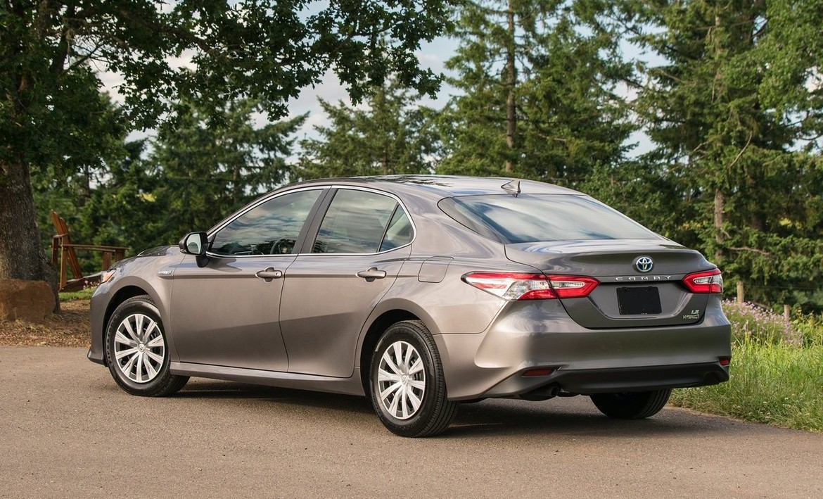 Toyota «оценила» новую Camry