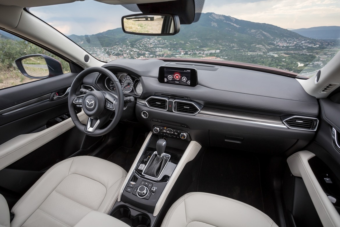 Тест-драйв новой Mazda CX-5: и снова курс на «премиум»