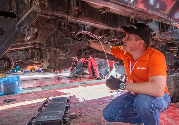 «Газпромнефть» отправила на «Шелковый путь» мобильную лабораторию