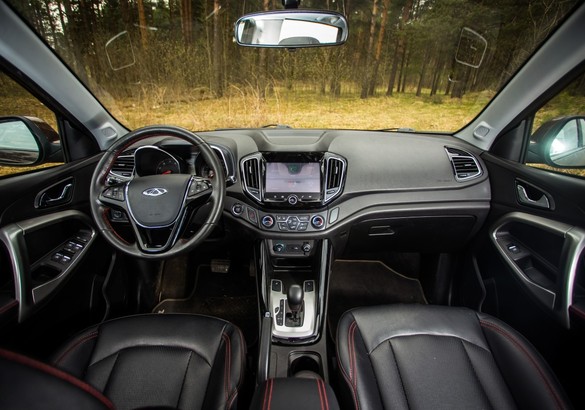 Тест-драйв Chery Tiggo 3, Lifan X60 и Chery Tiggo 5: догнать горизонт!