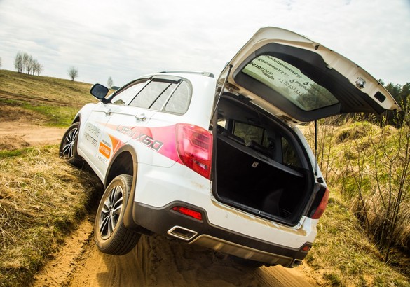 Тест-драйв Chery Tiggo 3, Lifan X60 и Chery Tiggo 5: догнать горизонт!