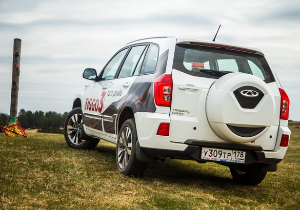 Тест-драйв Chery Tiggo 3, Lifan X60 и Chery Tiggo 5: догнать горизонт!