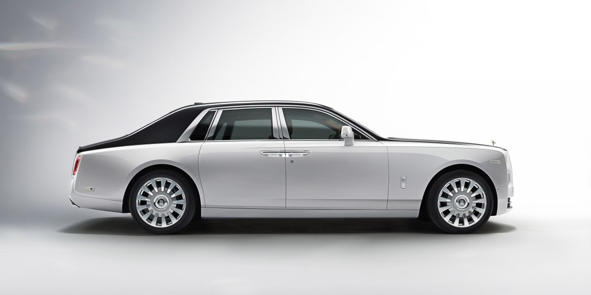 Rolls-Royce представил новый Phantom