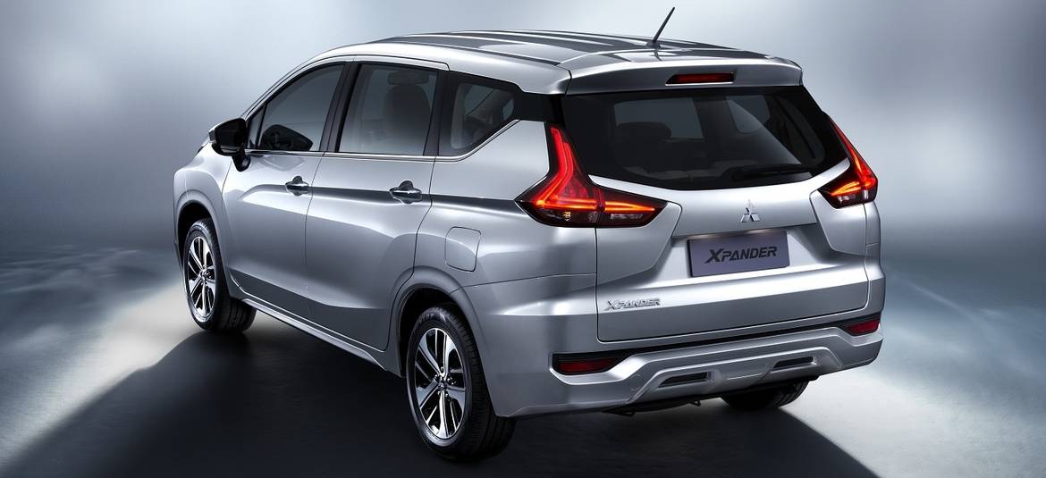 Mitsubishi показал новый кроссвэн Xpander