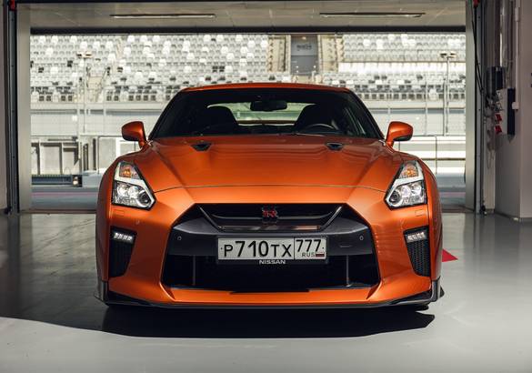 Тест-драйв обновленного Nissan GT-R: эмоциональный расчет