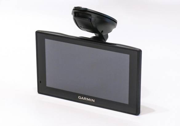 Тест комбо-устройства Garmin DriveAssist 51 RUS LMT: и штурман, и свидетель