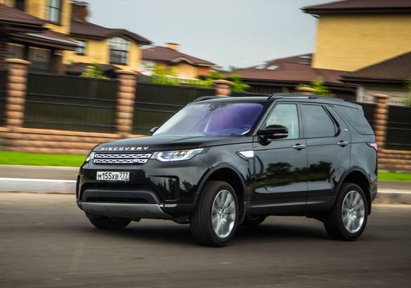 Тест-драйв нового Land Rover Discovery V TD6: парк развлечений
