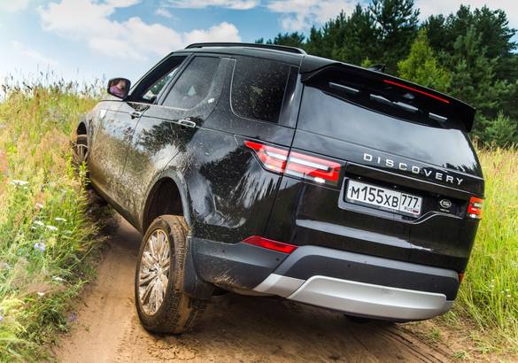 Тест-драйв нового Land Rover Discovery V TD6: парк развлечений