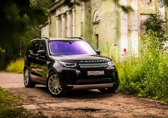Тест-драйв нового Land Rover Discovery V TD6: парк развлечений
