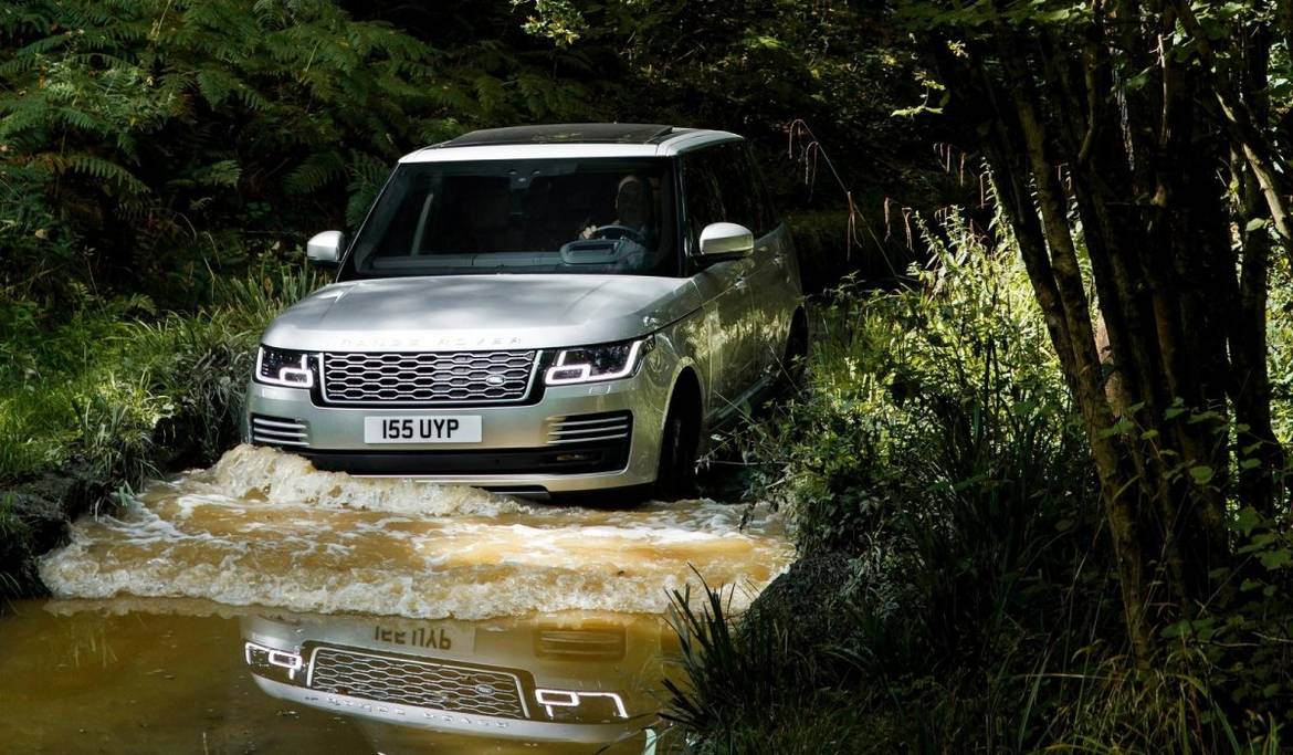 Range Rover обновился и получил «гибридную» версию