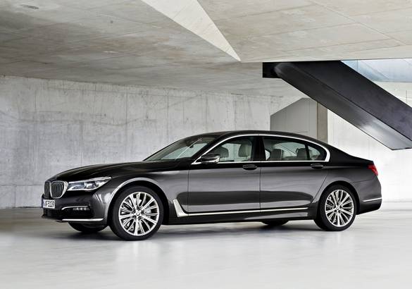 «Пятерка» BMW получила локальные версии