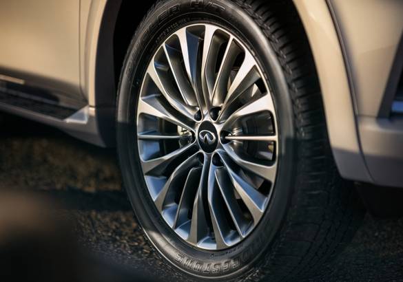 Дубай 2017: Infiniti покажет новый QX80