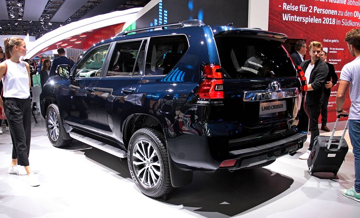 Новый Land Cruiser Prado получил российский ценник