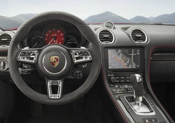 Купе и родстер Porsche 718 в версии GTS получили российские ценники