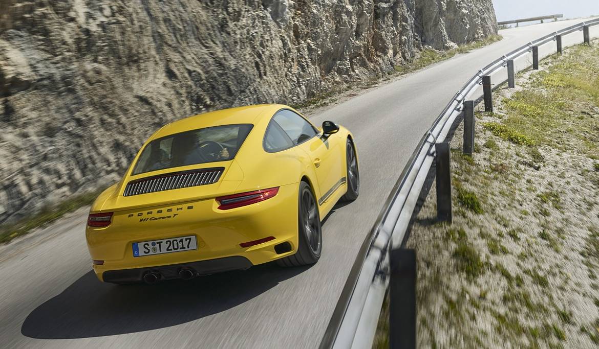 Porsche 911 Carrera получил «облегченную» версию