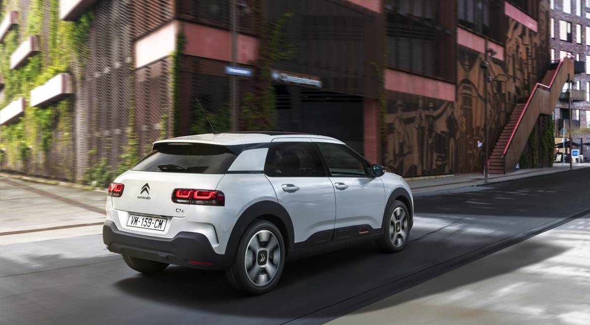 Citroen C4 Cactus обновился и перестал считаться кроссовером