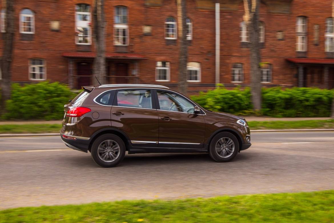 Далеко ли до Таллина: едем в Нарву на Chery Tiggo 5