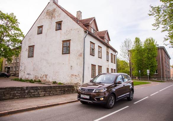 Далеко ли до Таллина: едем в Нарву на Chery Tiggo 5