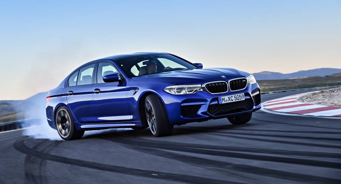 Новый BMW M5 оценен в рублях