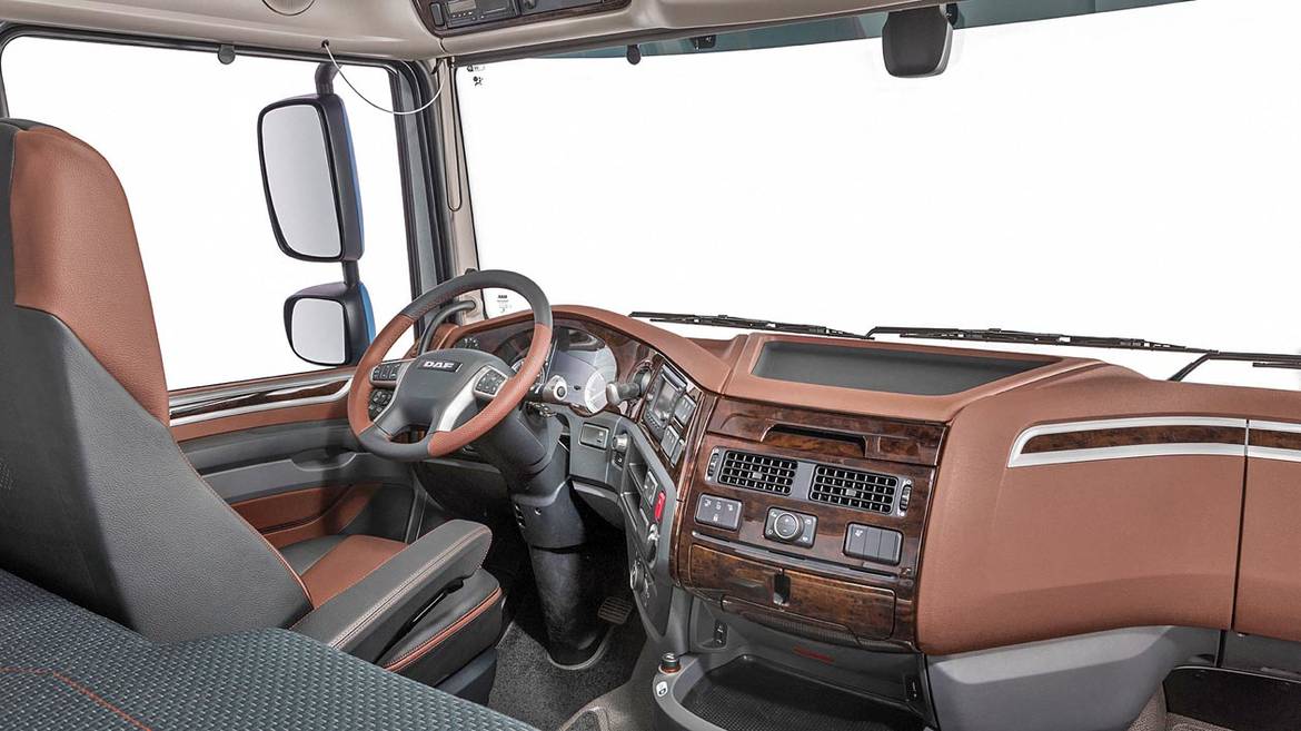 Обзор новых грузовиков DAF CF, XF и LF: по всем направлениям