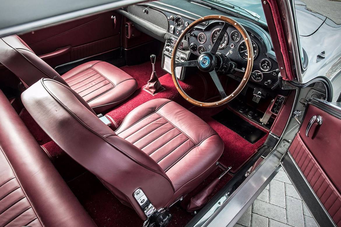 Aston Martin Пола Маккартни уйдет с молотка