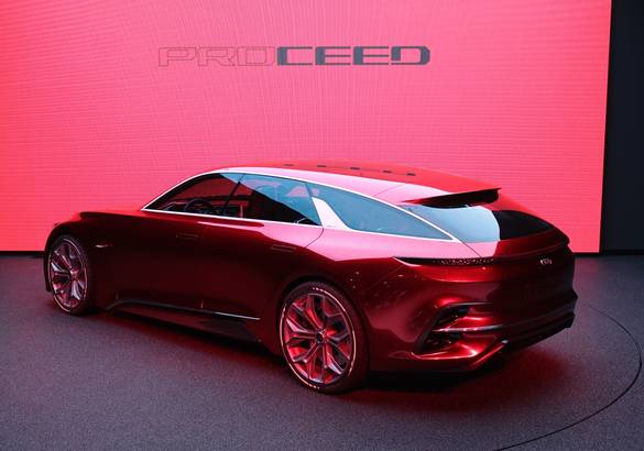 Kia выпустит кроссовер на базе нового Cee'd