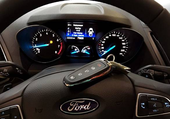 Ford Kuga и Mondeo получили систему дистанционного запуска двигателя