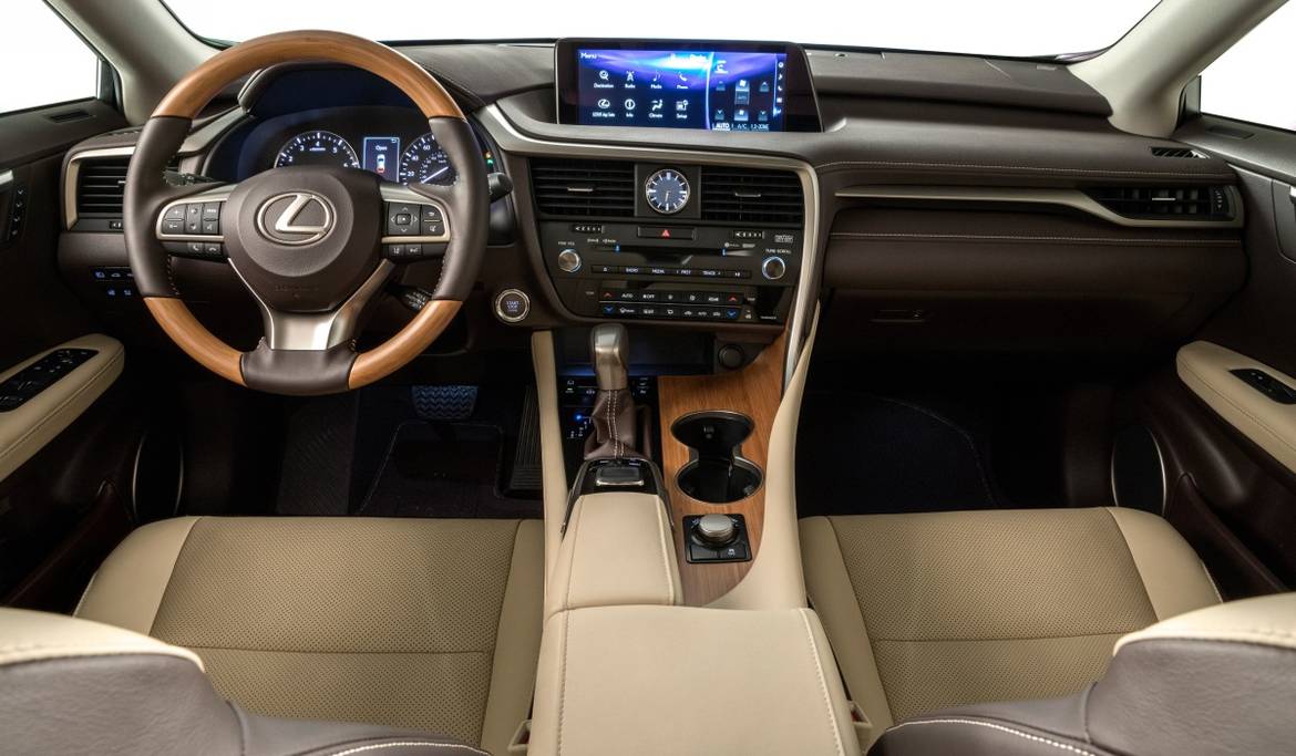 Лос-Анджелес 2017: Lexus представил семиместный RX