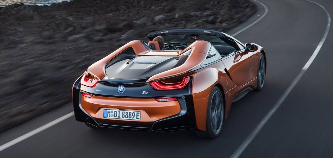 Лос-Анджелес 2017: BMW представил новый родстер i8