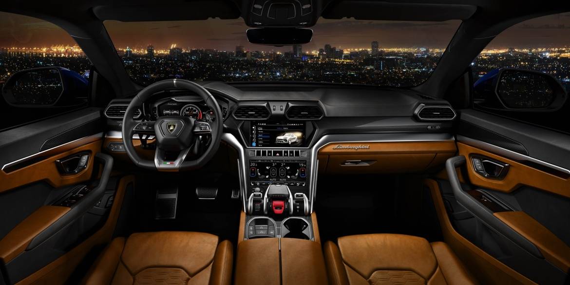 Lamborghini представила кроссовер Urus