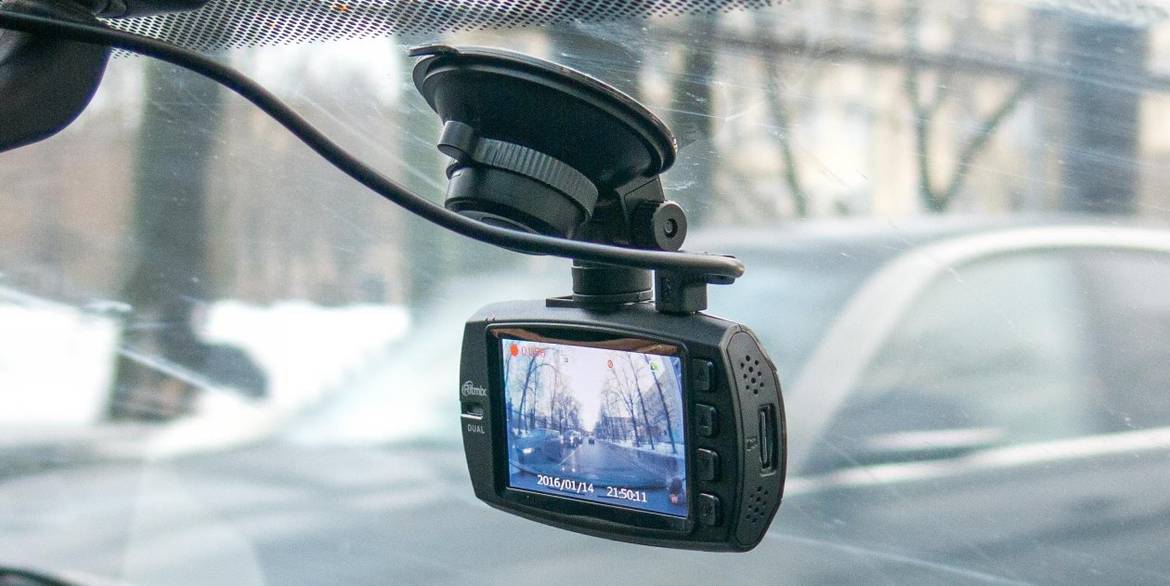 Тест видеорегистратора Ritmix AVR-955 Dual: круговая оборона