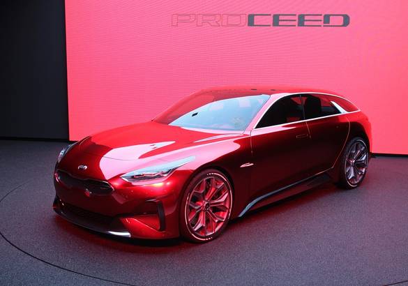 Новый Kia Ceed «засветился» в серийной версии