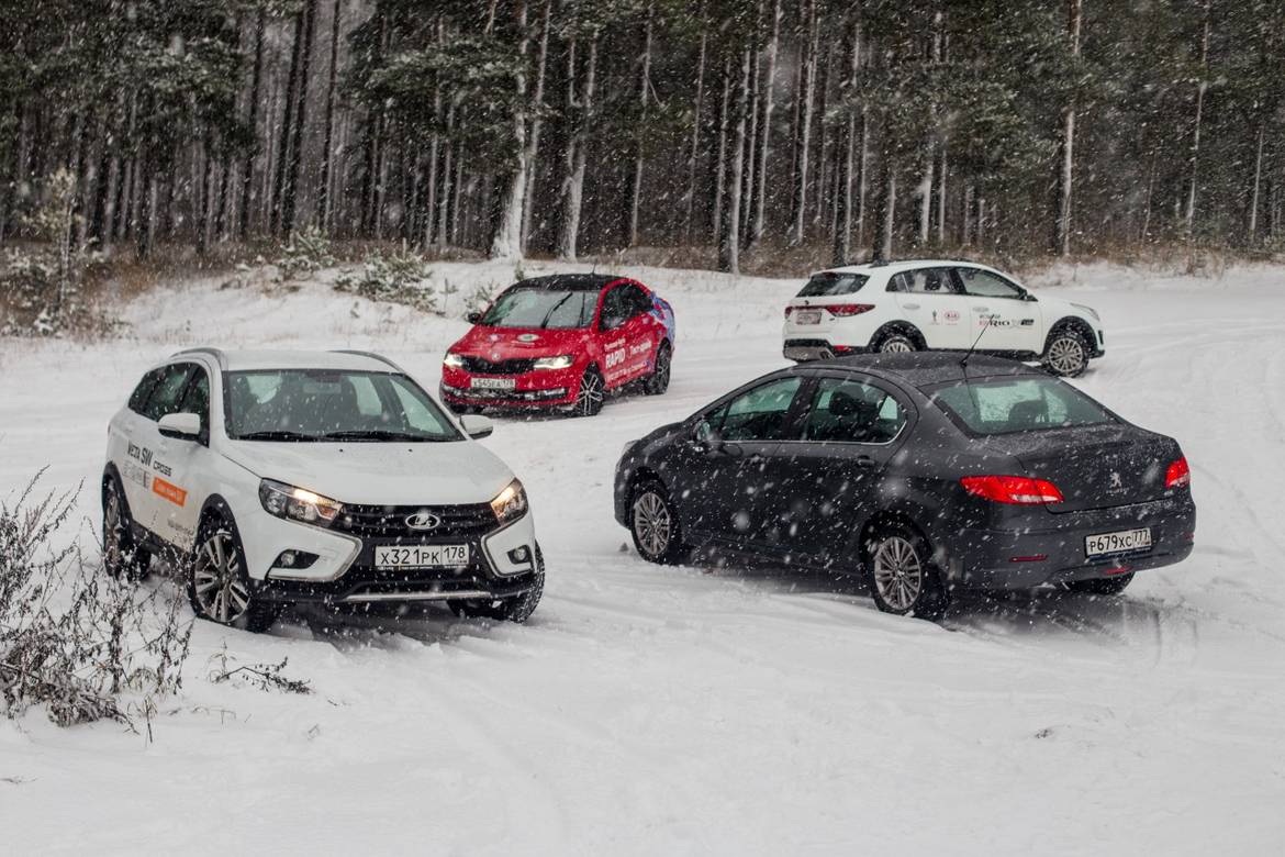 Тест Lada Vesta SW Cross против седана, хэтчбека и лифтбека: так ли нам нужен багажник универсала?