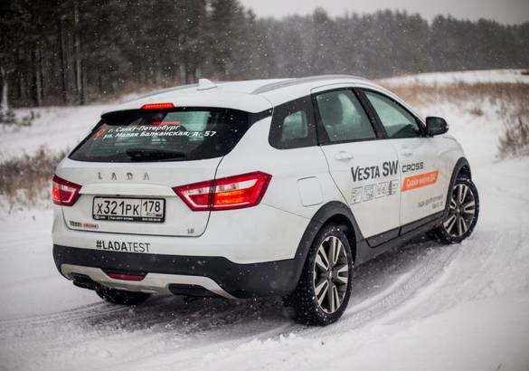 Тест Lada Vesta SW Cross против седана, хэтчбека и лифтбека: так ли нам нужен багажник универсала?