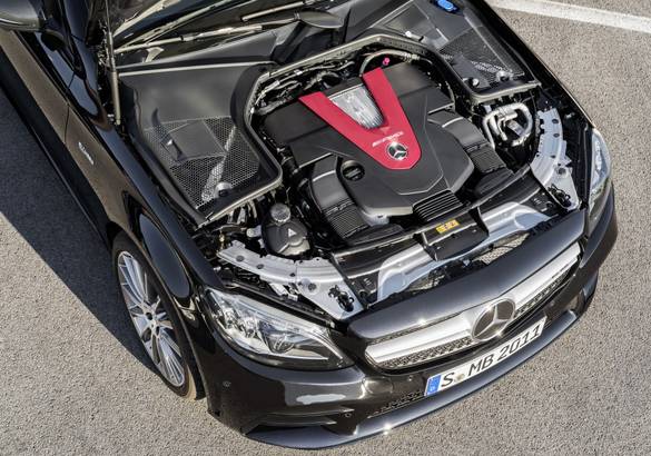 Mercedes добавил мощности модели C 43 AMG