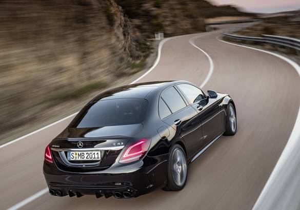 Mercedes добавил мощности модели C 43 AMG