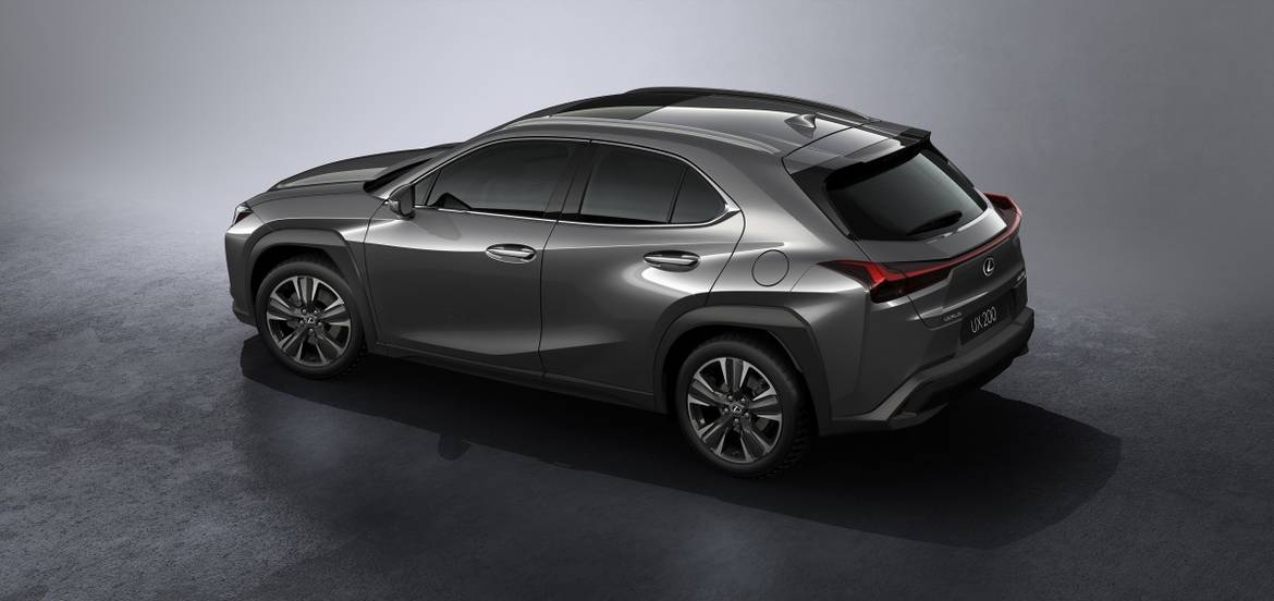 Женева 2018: Lexus полностью рассекретил кроссовер UX
