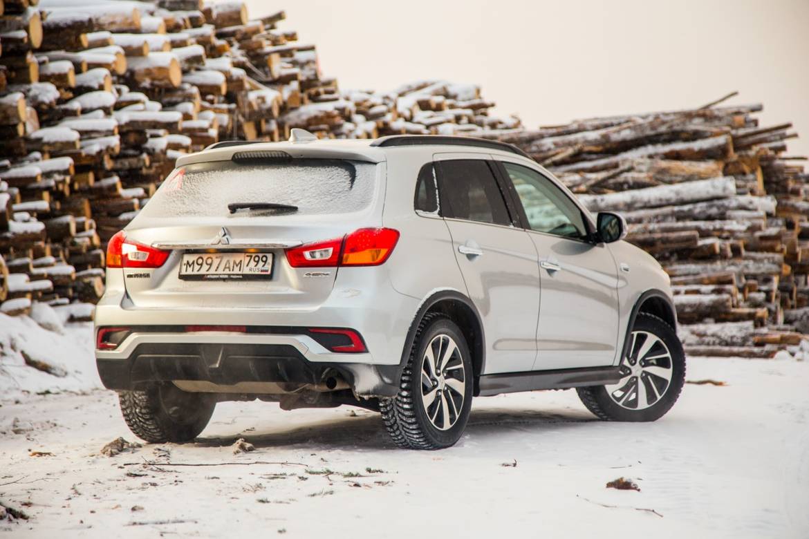 Тест-драйв Mitsubishi ASX и Nissan Juke: возвращенцы