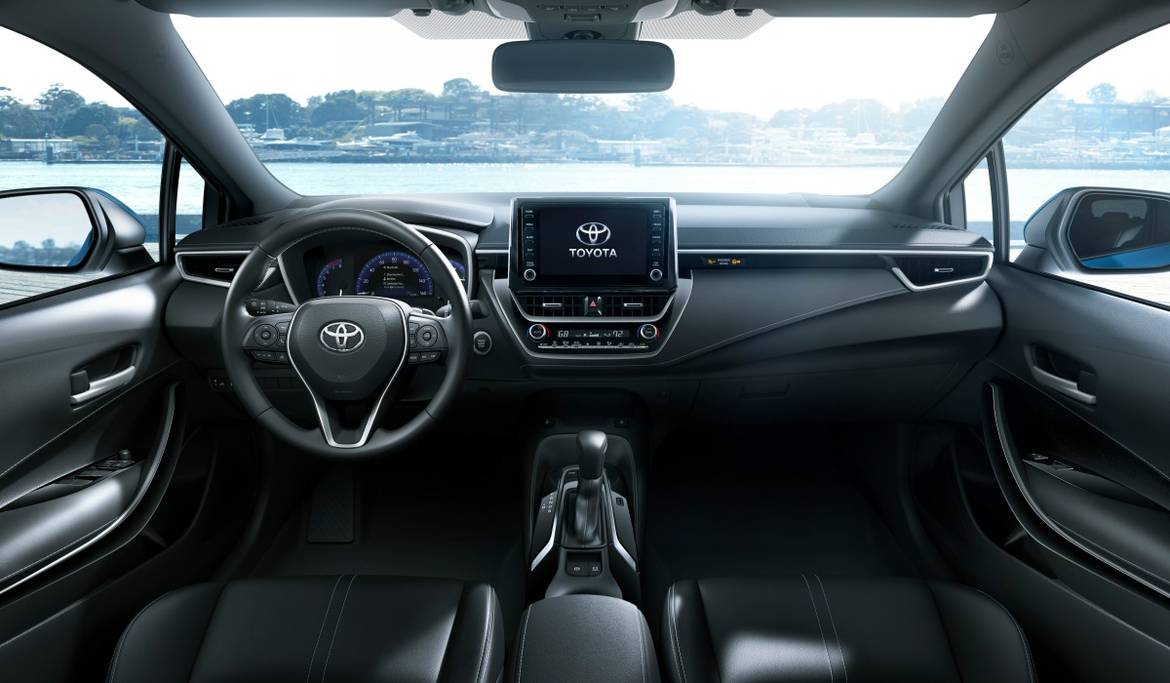 Нью-Йорк 2018: Toyota рассекретила хэтчбек Corolla