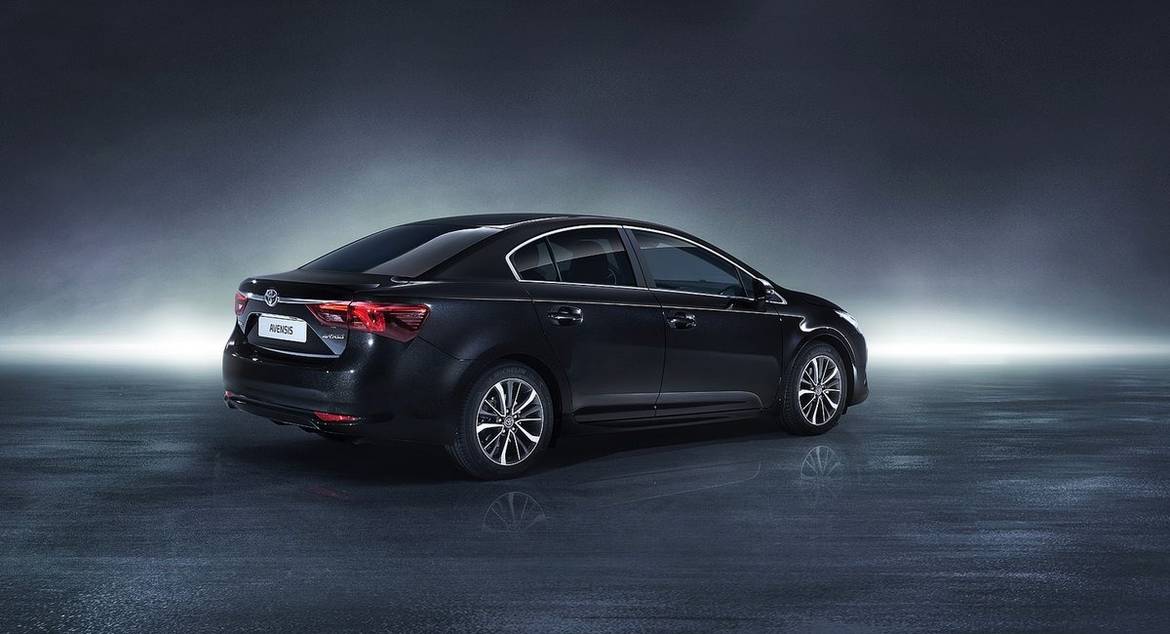 Toyota сняла с производства Avensis