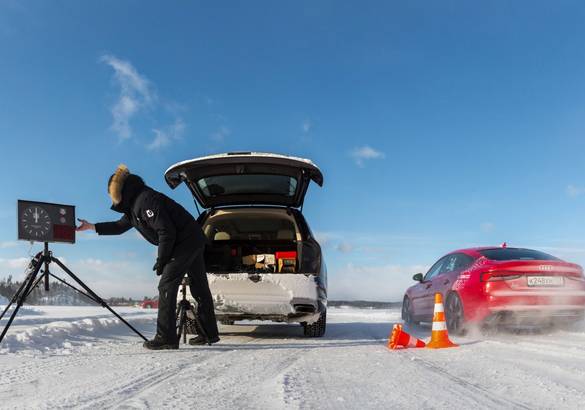 Audi Winter Experience 2018: по льду со скоростью за 100 км/ч или учимся ездить на «боевом» шипе
