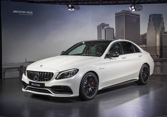 Нью-Йорк 2018: Mercedes обновил семейство C 63 AMG