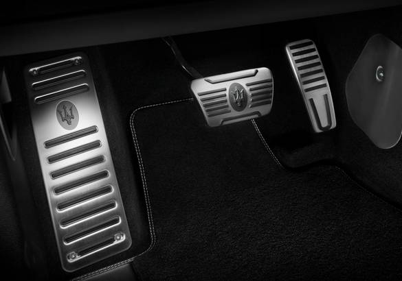 Нью-Йорк 2018: Maserati Levante получил мотор V8